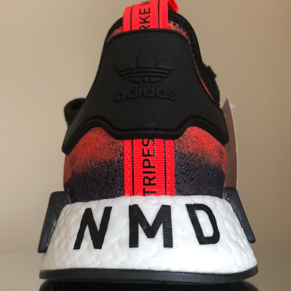 ADIDAS ORIGINAL NMD R1 SNEAKERS